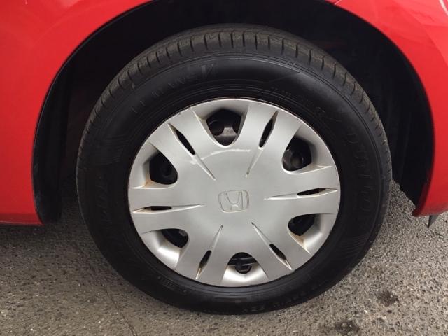 フィット Ｇ　純正ナビ　ワンセグ　ＥＴＣ　運転席助手席エアバッグ　ナビ・ＴＶ　１セグＴＶ　キーレスリモコン　盗難防止システム　エアコン　ＡＢＳ　パワーウィンドウ　パワステ　運転席エアバッグ　ＶＳＡ（29枚目）