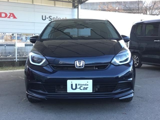 フィット ｅ：ＨＥＶホームブラックスタイル　クルコン　リアカメラ　純正ナビ　ＥＴＣ　パワーウィンドウ　パワーステアリング　地デジチューナー　Ｂカメラ　フルオートエアコン　オートクルーズコントロール　ＬＥＤライト　サイドＳＲＳ　オートライト（6枚目）