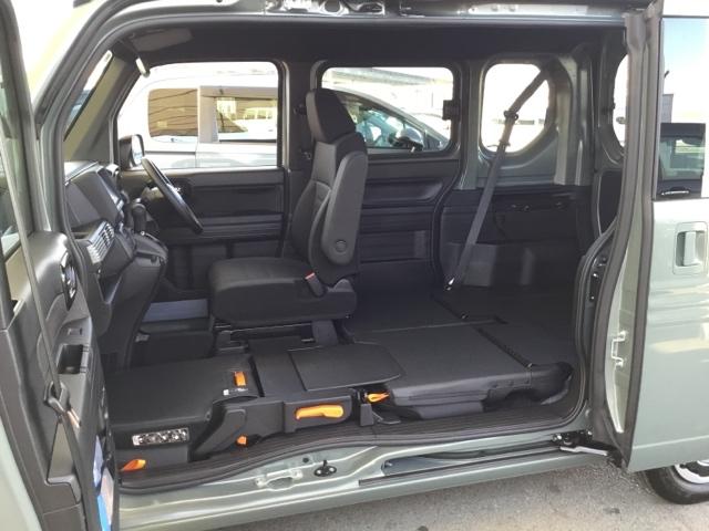 ����ȑ��̓Z���^�[�s���[���X���̗p�B�������̂�傫���ďd�����̂́A����ȑ�����̐ς݉��낵���X���[�Y�ł��B