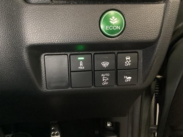 ���񂵂�p�b�P�[�W���ڂł��̂ŁA�b�s�a�`�i�V�e�B�u���[�L�A�N�e�B�u�V�X�e���j�̒P��J������A�T�C�h���J�[�e���G�A�o�b�O�����Ă��܂��B