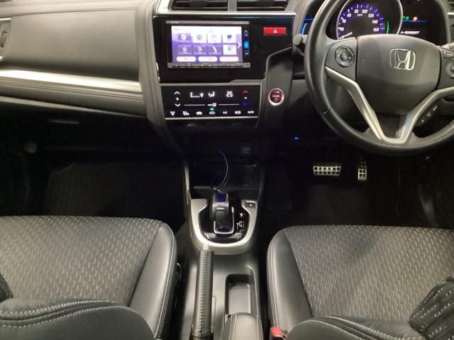 �ǂ̃|�W�V�����ɂ������A�N�V�����ő���ł���t���A�V�t�g�ɁA�p�[�L���O�u���[�L�́A�g���₷���n���h�^�C�v�̃T�C�h�u���[�L�ł��B