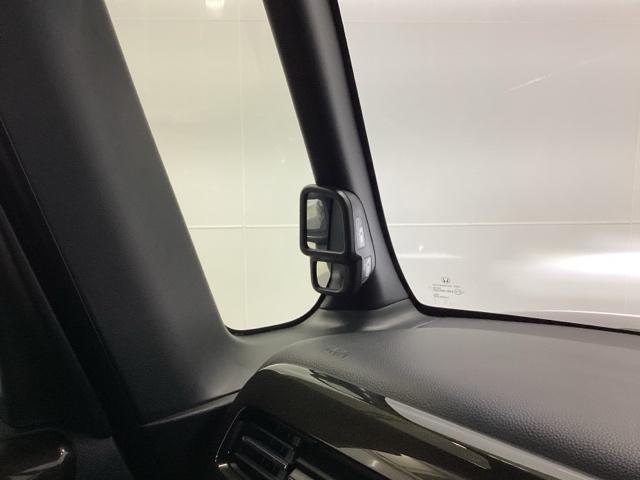 Ｎ－ＢＯＸカスタム Ｇ・Ｌホンダセンシング　片側電動スライドドア　純正ナビ　ＥＴＣ　ベンチＳ　パワーウインドー　Ｂモニタ　シートヒータ　横滑防止　スマートキープッシュスタート　フルセグ地デジＴＶ　運転席エアバッグ　ＡＵＴＯエアコン　クルコン（15枚目）