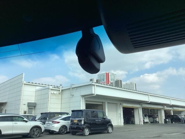 Ｎ－ＢＯＸカスタム Ｌ　片側電動スライドドア　クルコン　純正ナビ　ＥＴＣ　両席エアバック　Ｂモニタ　ブレーキサポート　セキュリティー　ＬＥＤランプ　キーレスエントリー　ＳＲＳ　横滑り防止機能　片側電動両側スライドドア　ＰＷ（29枚目）