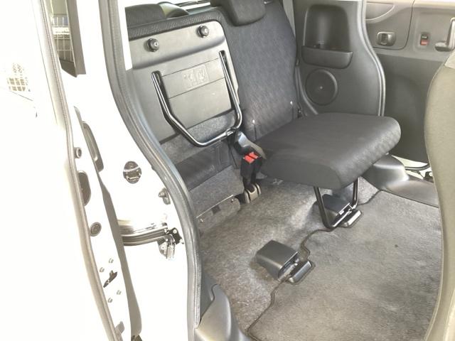 Ｎ－ＢＯＸ ＧＳＳパッケージ　両側電動スライドドア　純正ナビ　ＥＴＣ　スマートキ　エアＢ　バックカメラ装備　ベンチ席　全席ＰＷ　Ｗエアバック　ナビＴＶ　横滑り防止　盗難防止システム　キーレス　地デジフルセグ　ＡＢＳ　エアコン（12枚目）