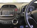 フィットシャトル １５Ｘ　バックカメラ　純正ナビ　フルセグ　ＥＴＣ　運転席エアバック　助手席エアバック　ＥＳＣ　パワーウィンド　Ｂカメ　ナビ＆ＴＶ　リモコンキー　ＤＶＤ再生　エアコン　ＡＢＳ　パワーステアリング（3枚目）