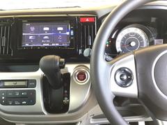 ドライブの必需品。見やすい・使いやすいＨｏｎｄａ純正のメモリーナビを搭載。 3