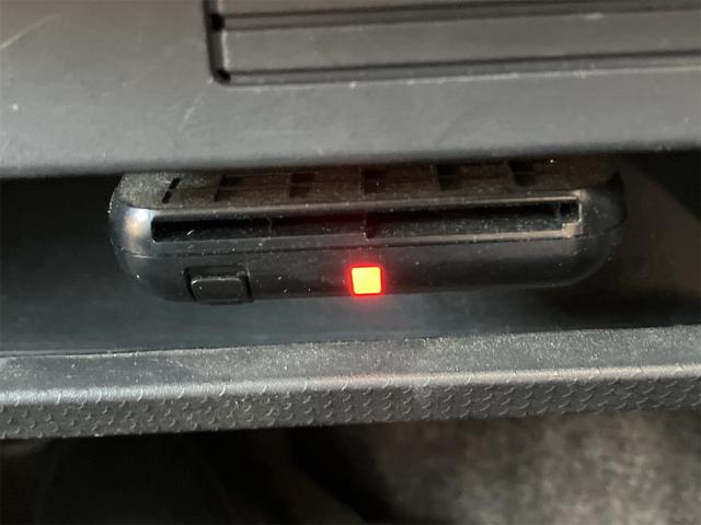 ハスラー Ｇ　ドライブレコーダー　ＥＴＣ　ナビ　ＴＶ　衝突被害軽減システム　スマートキー　アイドリングストップ　電動格納ミラー　シートヒーター　ベンチシート　ＣＶＴ　盗難防止システム　ＡＢＳ　ＥＳＣ　ＣＤ　ＵＳＢ（9枚目）