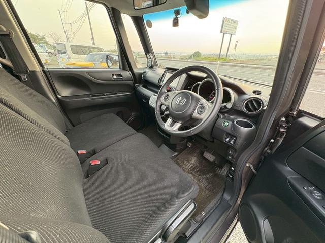 Ｎ－ＢＯＸ Ｇ　ターボＳＳパッケージ　ディスプレイオーディオ　バックカメラ　Ｂｌｕｅｔｏｏｔｈ　両側電動スライドドア　ＥＴＣ　ドライブレコーダー　ミラーウインカー　純正ＡＷ　オートエアコン（8枚目）