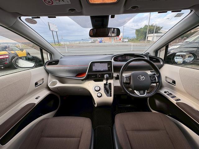 シエンタ Ｇ　両側電動スライドドア　純正ナビ　ＴＶ　バックカメラ　レーンアシスト　オートマチックハイビーム　ＬＥＤヘッドライト　コーナーセンサー（9枚目）