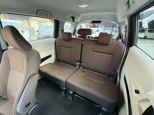 シエンタ Ｇ　両側電動スライドドア　純正ナビ　ＴＶ　バックカメラ　レーンアシスト　オートマチックハイビーム　ＬＥＤヘッドライト　コーナーセンサー（10枚目）