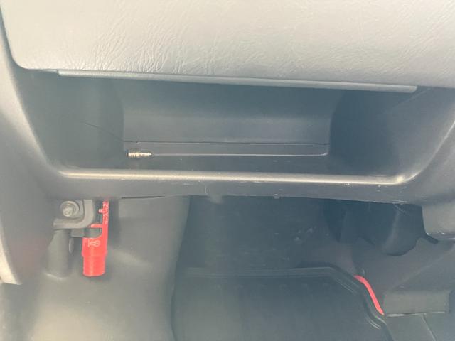 バモス Ｍ　３ＡＴ　オートマ　エアコン　両側スライドドア　ＣＤ　アルミホイール（30枚目）