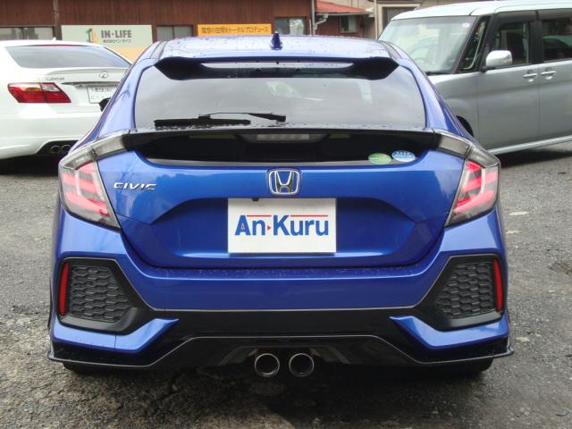 シビック ハッチバック　ホンダセンシング　ターボ付き車　ワンオーナー　ドラレコ　無限テール　ナビ装着用スペシャルパッケージ＋ＥＴＣ車載器　ＬＥＤヘッドライト　ホンダセンシング　渋滞追従機能　クルーズコントロール　１８インチアルミ（7枚目）