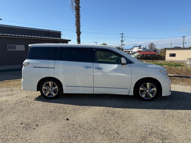 エルグランド ライダー　黒本革シート　ＡＵＴＥＣＨ（4枚目）