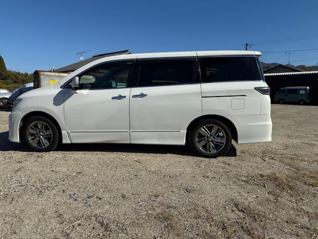 エルグランド ライダー　黒本革シート　ＡＵＴＥＣＨ（5枚目）