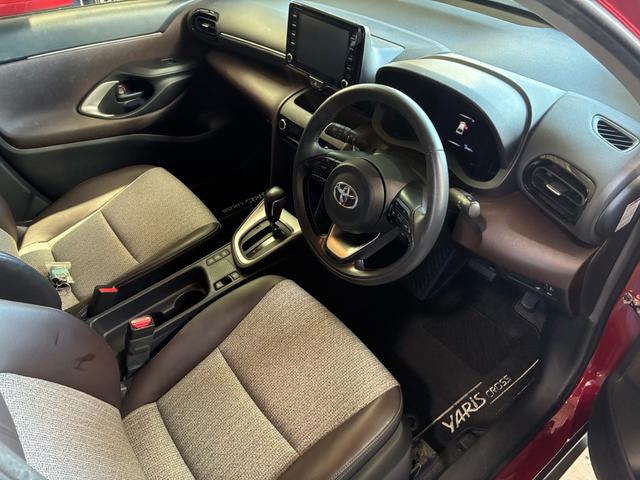 ヤリスクロス ハイブリッドZ ハイブリッド ディスプレイオーディオ 前後ドライブレコーダー LEDヘッドライト パワーシート バックカメラ(9枚目)