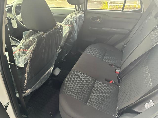 ライズ Ｚ　ハイブリッドＺ　純正９インチナビ　全方位カメラ　ブラインドスポットモニター　リアクロストラフィックアラート　ＬＥＤヘッドライト　アルミホイール　シートヒーター　前後ドライブレコーダー　ＥＴＣ（13枚目）