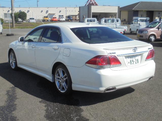 クラウン アスリート　スペシャルナビパッケージ　純正ナビＴＶ（ＣＤ／ＤＶＤ再生確認済み）＋バックモニター　クルーズコントロール　スマートキー　エンジンプッシュスタート　ＨＩＤヘッドライト　オートライト　ビルトインタイプＥＴＣ　前後ドライブレコーダー（13枚目）