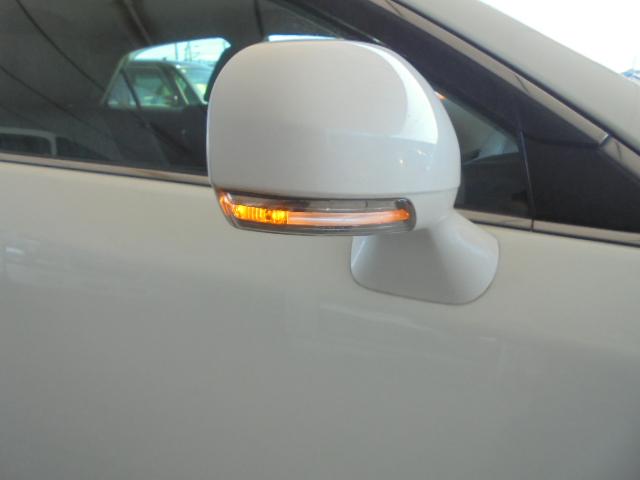 クラウン アスリート　スペシャルナビパッケージ　純正ナビＴＶ（ＣＤ／ＤＶＤ再生確認済み）＋バックモニター　クルーズコントロール　スマートキー　エンジンプッシュスタート　ＨＩＤヘッドライト　オートライト　ビルトインタイプＥＴＣ　前後ドライブレコーダー（19枚目）