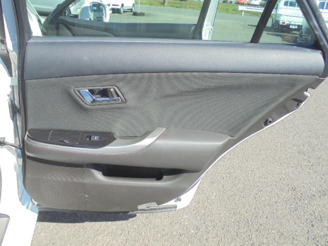 クラウン アスリート　スペシャルナビパッケージ　純正ナビＴＶ（ＣＤ／ＤＶＤ再生確認済み）＋バックモニター　クルーズコントロール　スマートキー　エンジンプッシュスタート　ＨＩＤヘッドライト　オートライト　ビルトインタイプＥＴＣ　前後ドライブレコーダー（32枚目）