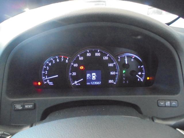 クラウン アスリート　スペシャルナビパッケージ　純正ナビＴＶ（ＣＤ／ＤＶＤ再生確認済み）＋バックモニター　クルーズコントロール　スマートキー　エンジンプッシュスタート　ＨＩＤヘッドライト　オートライト　ビルトインタイプＥＴＣ　前後ドライブレコーダー（37枚目）