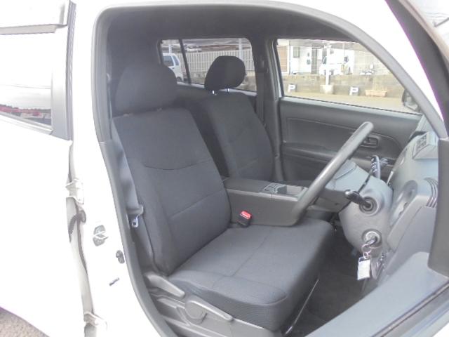 bB S 純正ナビTV 純正キーレス 前席ベンチシート 電動格納ドアミラー サイドバイザー・フロアマット 取説 ナビ取説あり 室内ルームクリーニング済(22枚目)