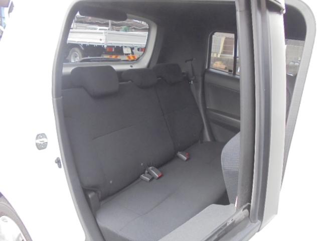 bB S 純正ナビTV 純正キーレス 前席ベンチシート 電動格納ドアミラー サイドバイザー・フロアマット 取説 ナビ取説あり 室内ルームクリーニング済(28枚目)