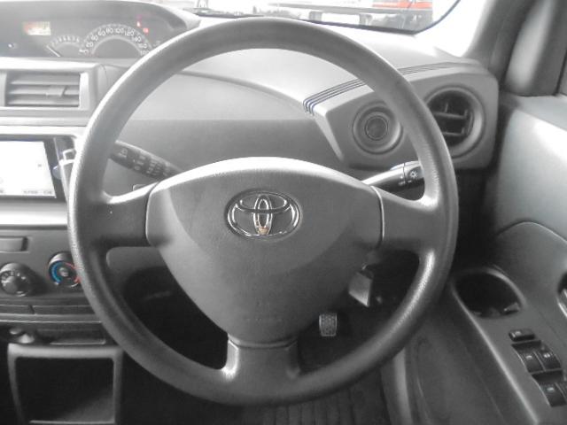 bB S 純正ナビTV 純正キーレス 前席ベンチシート 電動格納ドアミラー サイドバイザー・フロアマット 取説 ナビ取説あり 室内ルームクリーニング済(30枚目)