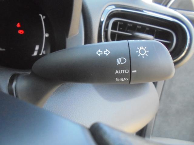 ヤリス Ｇ　登録済未使用車　純正コネクテッドナビ対応ディスプレイオーディオＴＶ＋パノラミックビューモニター　スマートキー２本　エンジンプッシュスタート　ＥＴＣ（未セットアップ）　オートライト　衝突被害軽減ブレーキ（36枚目）