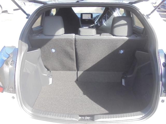 ヤリス Ｇ　登録済未使用車　純正コネクテッドナビ対応ディスプレイオーディオＴＶ＋パノラミックビューモニター　スマートキー２本　エンジンプッシュスタート　ＥＴＣ（未セットアップ）　オートライト　衝突被害軽減ブレーキ（59枚目）