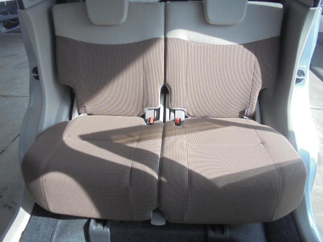 eKワゴン E 社外メモリーナビワンセグTV+バックモニター 純正キーレス ETC 運転席シートヒーター 横滑り防止機能 フロアマット・サイドバイザー 取説 ジャッキ工具・パンク修理キット搭載 室内ルームクリーニング(10枚目)