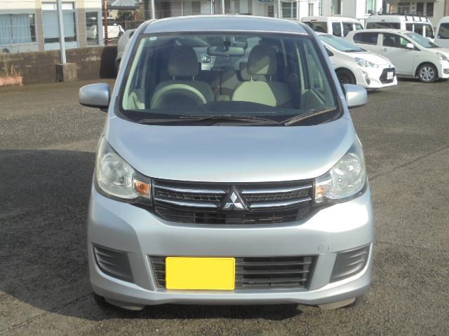 eKワゴン E 社外メモリーナビワンセグTV+バックモニター 純正キーレス ETC 運転席シートヒーター 横滑り防止機能 フロアマット・サイドバイザー 取説 ジャッキ工具・パンク修理キット搭載 室内ルームクリーニング(13枚目)