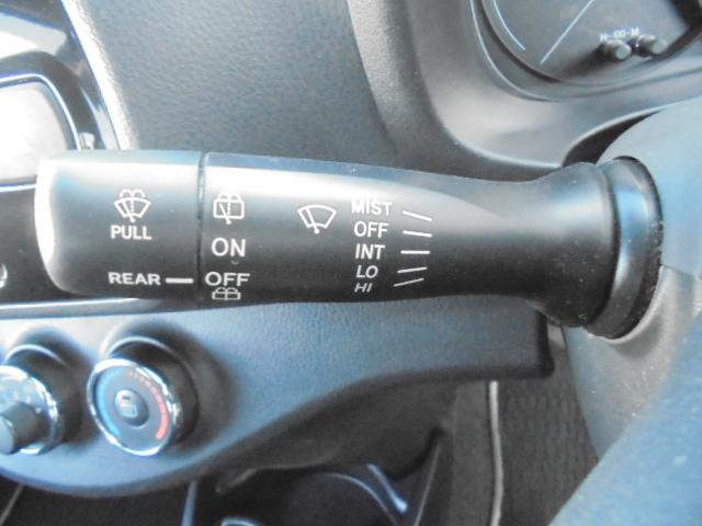 ヴィッツ １．０Ｆ　ＬＥＤエディション　純正ナビＴＶ＋バックモニター　スマートキー×２本　エンジンプッシュスタート　ビルトインタイプＥＴＣ　前方ドライブレコーダー　オートハイビーム　オートライト　衝突被害軽減ブレーキ　車線逸脱警報装置（36枚目）