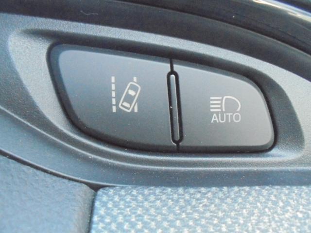 ヴィッツ １．０Ｆ　ＬＥＤエディション　純正ナビＴＶ＋バックモニター　スマートキー×２本　エンジンプッシュスタート　ビルトインタイプＥＴＣ　前方ドライブレコーダー　オートハイビーム　オートライト　衝突被害軽減ブレーキ　車線逸脱警報装置（39枚目）