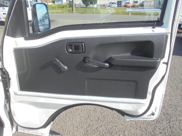 ハイゼットトラック スタンダード 2WD フロア5速ミッション 衝突被害軽減ブレーキ エアコンパワステ エア-バッグ ABS オートライト パーキングセンサー FMAMラジオ 新車保証書・取説 室内ルームクリーニング済(14枚目)