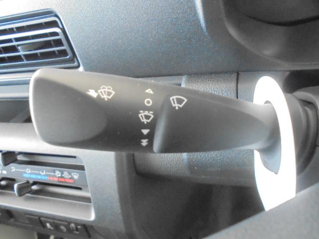 ハイゼットトラック スタンダード 2WD フロア5速ミッション 衝突被害軽減ブレーキ エアコンパワステ エア-バッグ ABS オートライト パーキングセンサー FMAMラジオ 新車保証書・取説 室内ルームクリーニング済(20枚目)