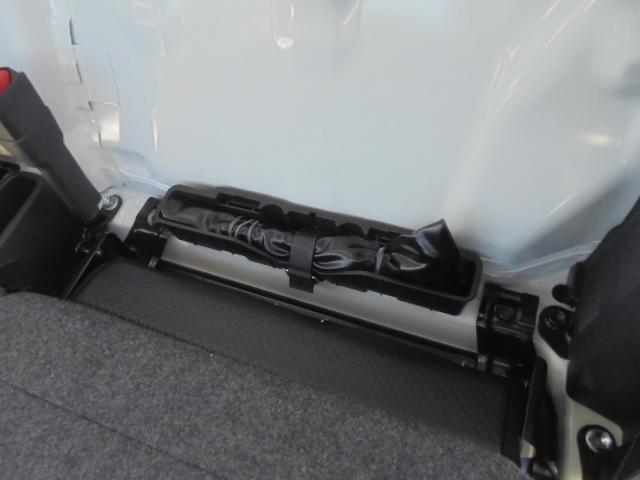 ハイゼットトラック スタンダード 2WD フロア5速ミッション 衝突被害軽減ブレーキ エアコンパワステ エア-バッグ ABS オートライト パーキングセンサー FMAMラジオ 新車保証書・取説 室内ルームクリーニング済(31枚目)