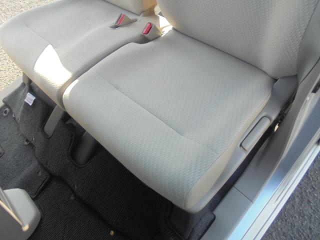 N-WGN C 純正ナビTV 衝突被害軽減ブレーキ付き 横滑り防止機能 ETC 純正キーレス オートエアコン 電動格納ドアミラー サイドバイザー・フロアマット 新車保証書・カーナビ取説 室内ルームクリーニング済(6枚目)