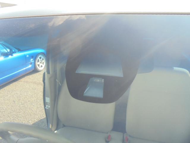 N-WGN C 純正ナビTV 衝突被害軽減ブレーキ付き 横滑り防止機能 ETC 純正キーレス オートエアコン 電動格納ドアミラー サイドバイザー・フロアマット 新車保証書・カーナビ取説 室内ルームクリーニング済(14枚目)