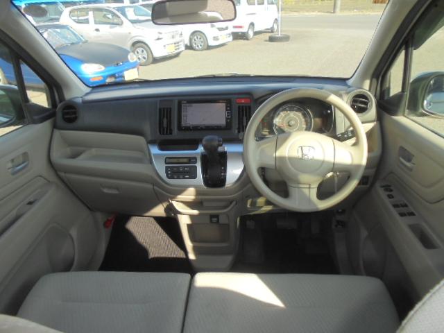 N-WGN C 純正ナビTV 衝突被害軽減ブレーキ付き 横滑り防止機能 ETC 純正キーレス オートエアコン 電動格納ドアミラー サイドバイザー・フロアマット 新車保証書・カーナビ取説 室内ルームクリーニング済(27枚目)