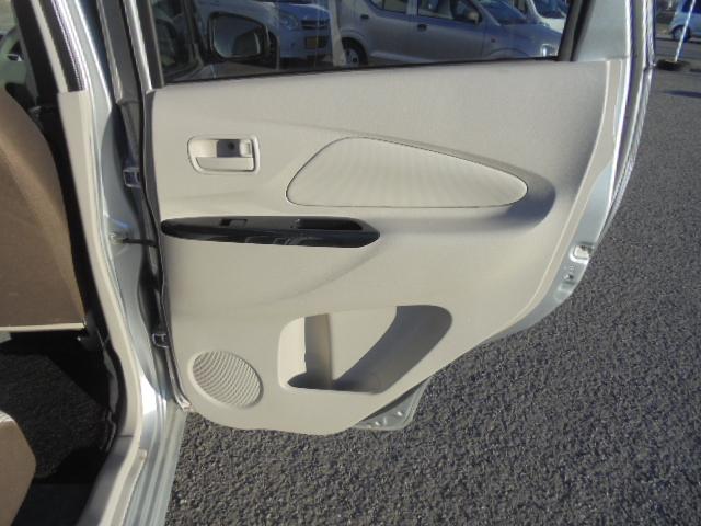 デイズ J 社外メモリーナビ+バックモニター 衝突被害軽減ブレーキ 純正キーレス 前後ドライブレコーダー 前席はベンチシート 後席シートスライド可能 取説 ナビ取説 ドラレコ取説 サイドバイザー・フロアマット(22枚目)