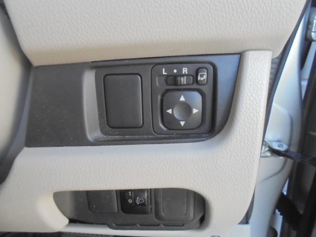 デイズ J 社外メモリーナビ+バックモニター 衝突被害軽減ブレーキ 純正キーレス 前後ドライブレコーダー 前席はベンチシート 後席シートスライド可能 取説 ナビ取説 ドラレコ取説 サイドバイザー・フロアマット(30枚目)