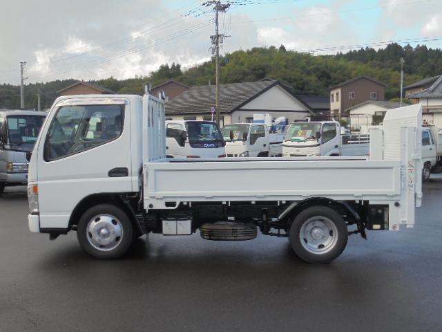 2.0t 垂直ゲート付き 5速マニュアル車(2枚目)