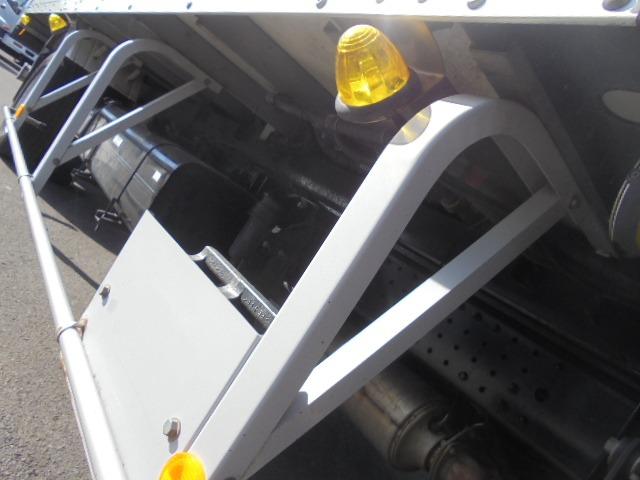 　２．０ｔ　保冷車　パワーゲート付き　ディーゼル　　内外切り替えバックモニター　オートマ車　　キーレス　左側電動格納ミラー(37枚目)