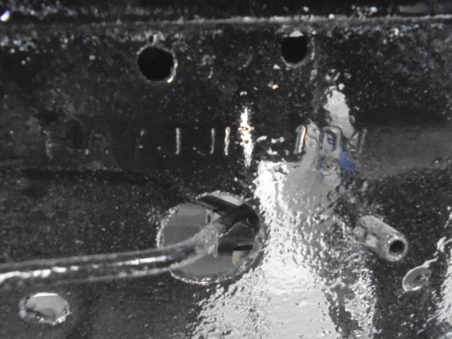 ヒノレンジャー 　３．０５ｔ　ディーゼル　６速ミッション　エアコン　パワステ　パワーウインドウ　エアーバッグ　タダノ製３段クレーンフックイン　ＥＴＣ　左パワーミラー　集中ドアロック　長さ７７１幅２２４高さ２９７ｃｍ（30枚目）