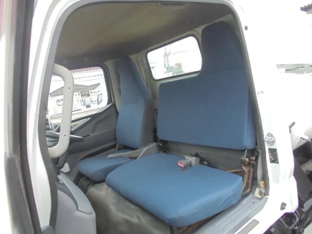 MITSUBISHI FUSO CANTER BASEGRADE