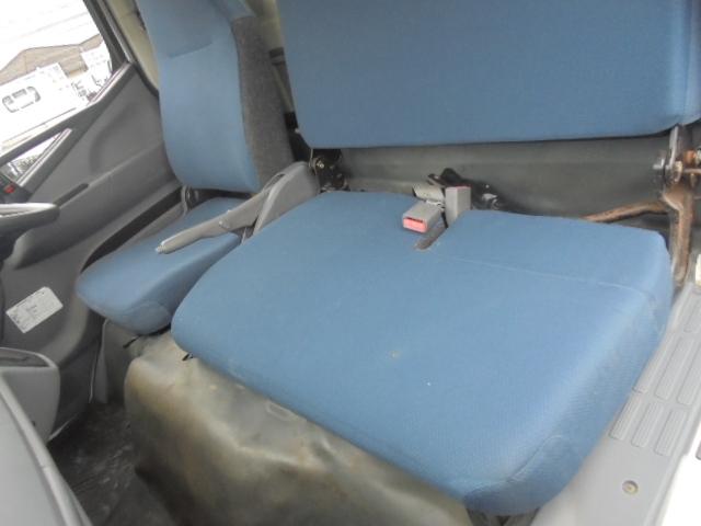 MITSUBISHI FUSO CANTER BASEGRADE