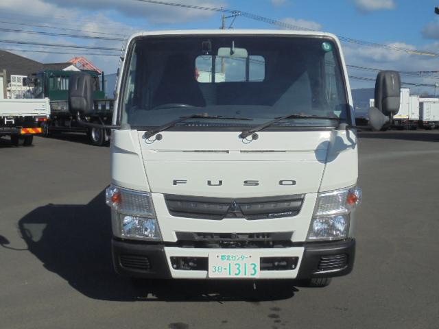 キャンター 　三菱ふそうキャンター２．０ｔ平ボディ４ＷＤ　インパネオートマ　純正キーレス　ＥＴＣ　前方ドライブレコーダー　エアコン　パワステ　パワーウインドウ　エアーバッグ　ＤＰＦ車　長さ４６９幅１６９高１９９ｃｍ（9枚目）