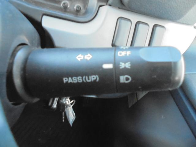 キャンター 　三菱ふそうキャンター２．０ｔ平ボディ４ＷＤ　インパネオートマ　純正キーレス　ＥＴＣ　前方ドライブレコーダー　エアコン　パワステ　パワーウインドウ　エアーバッグ　ＤＰＦ車　長さ４６９幅１６９高１９９ｃｍ（22枚目）