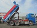 UD TRUCKS QUON