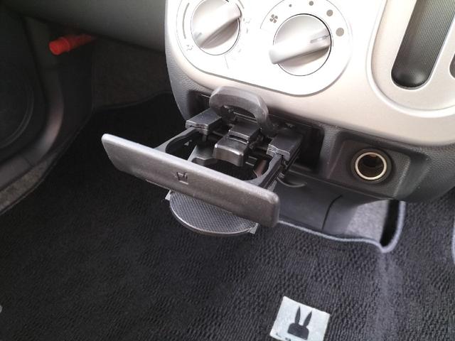 アルトラパン X スマートキー 電動格納ミラー ベンチシート CVT 盗難防止システム ABS CD アルミホイール 衝突安全ボディ エアコン パワーステアリング パワーウィンドウ(30枚目)